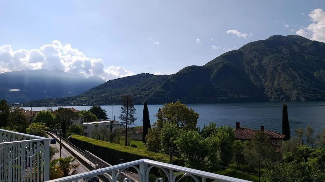 Mezzegra Hotel Lario